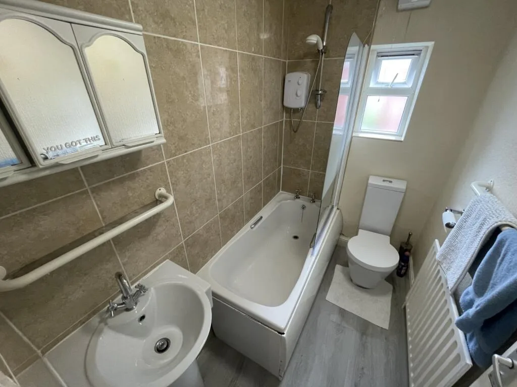 4 bedroom terraced house for rent
