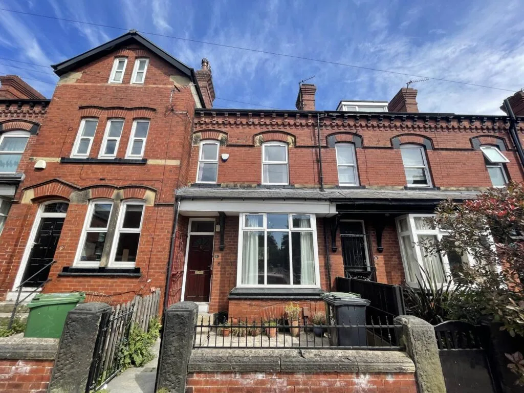 4 bedroom terraced house for rent