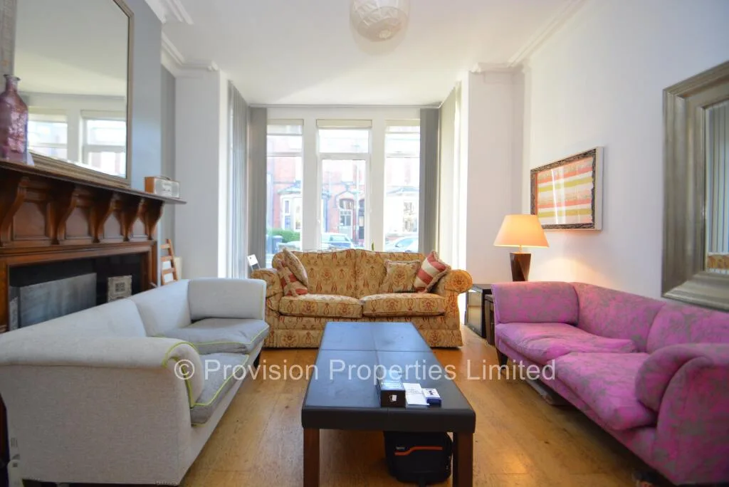 4 bedroom terraced house for rent