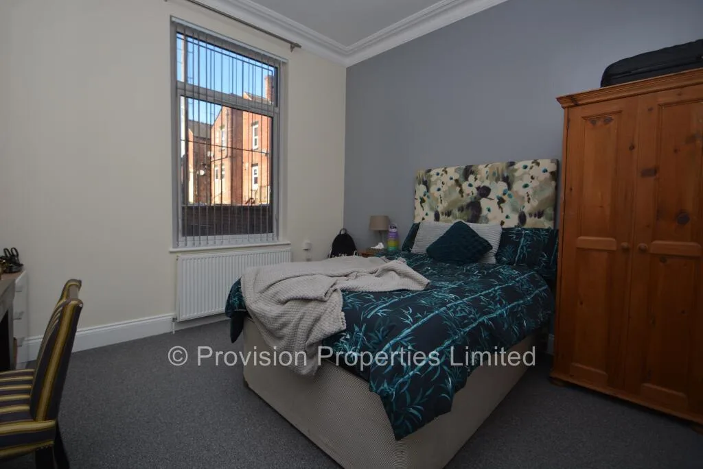 4 bedroom terraced house for rent