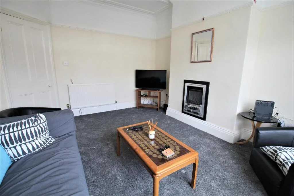 4 bedroom terraced house for rent