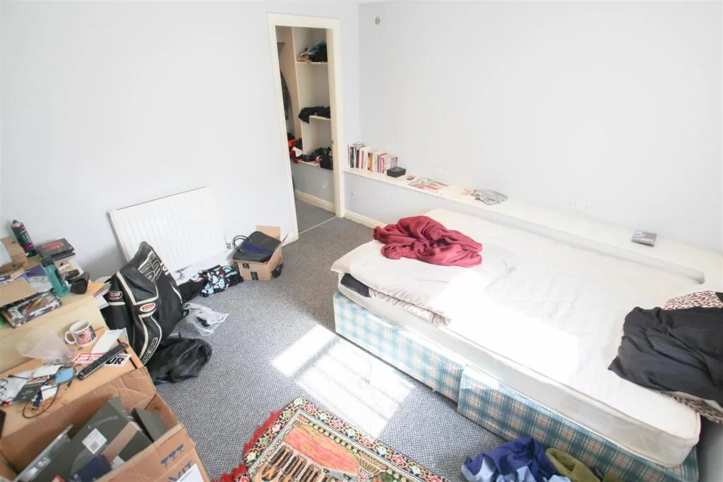 4 bedroom terraced house for rent