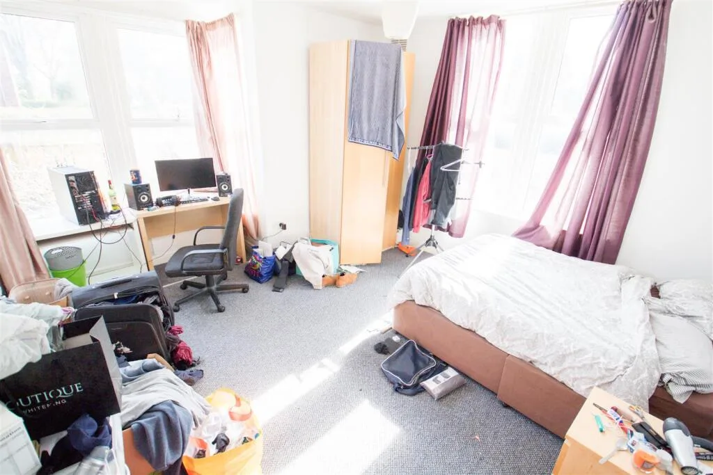 4 bedroom terraced house for rent