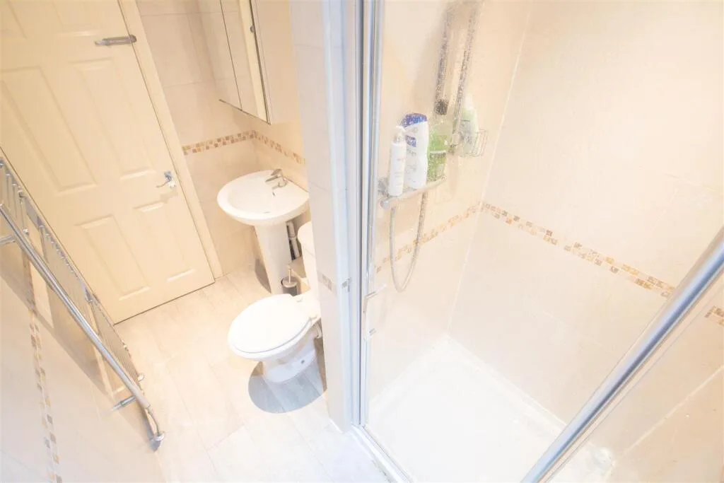 4 bedroom terraced house for rent