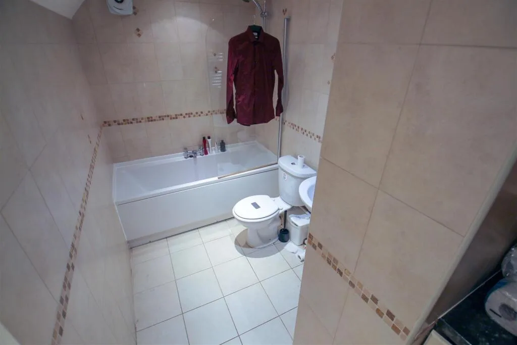 4 bedroom terraced house for rent