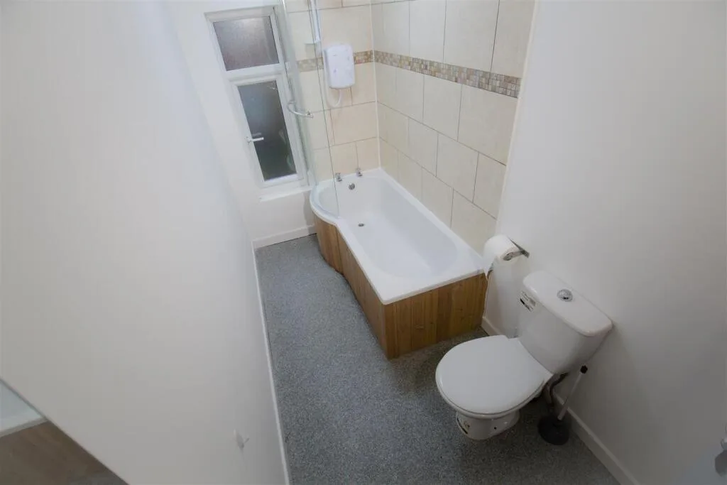 4 bedroom terraced house for rent