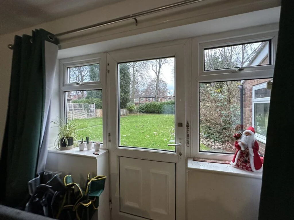 8 bedroom detached house for rent