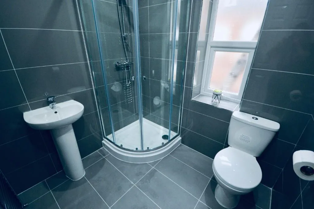 7 bedroom terraced house for rent