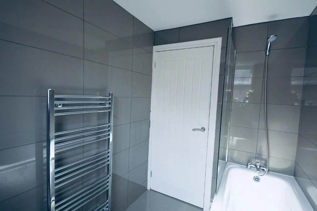 6 bedroom terraced house for rent