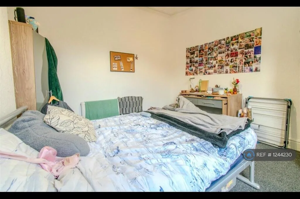 5 bedroom terraced house for rent