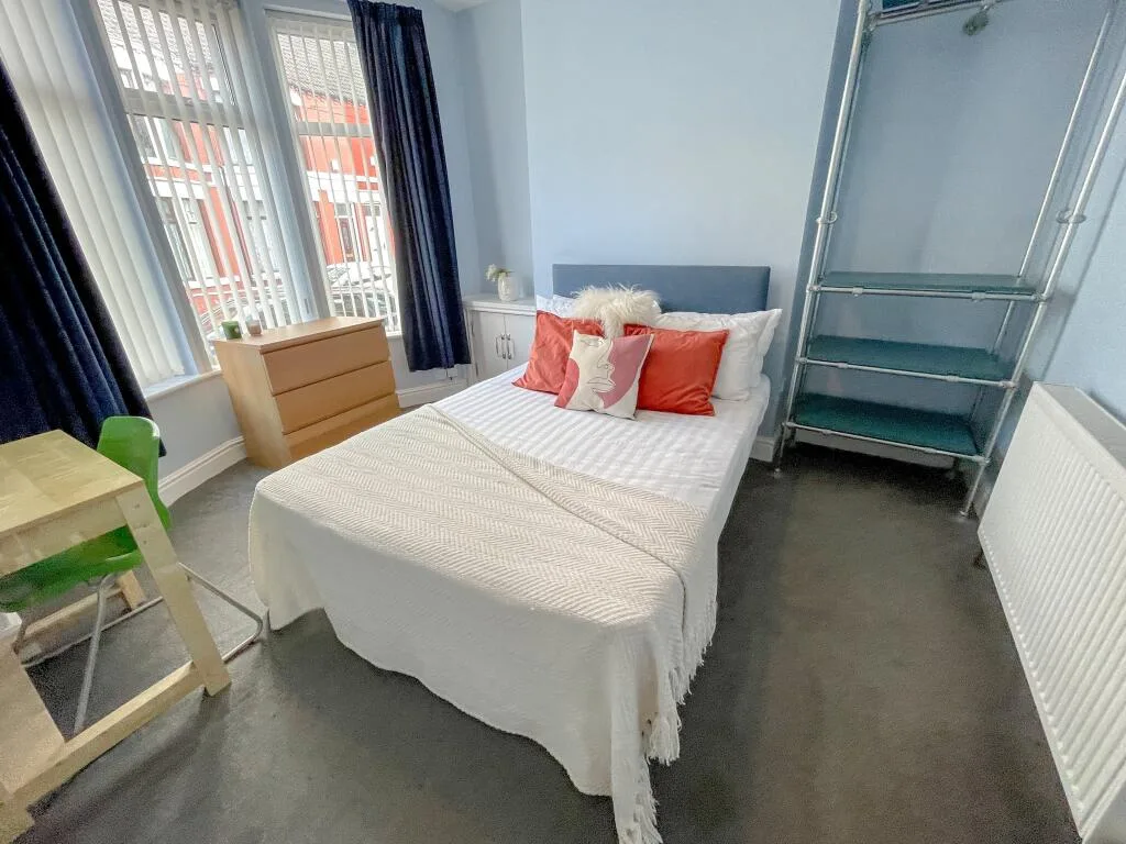 4 bedroom terraced house for rent