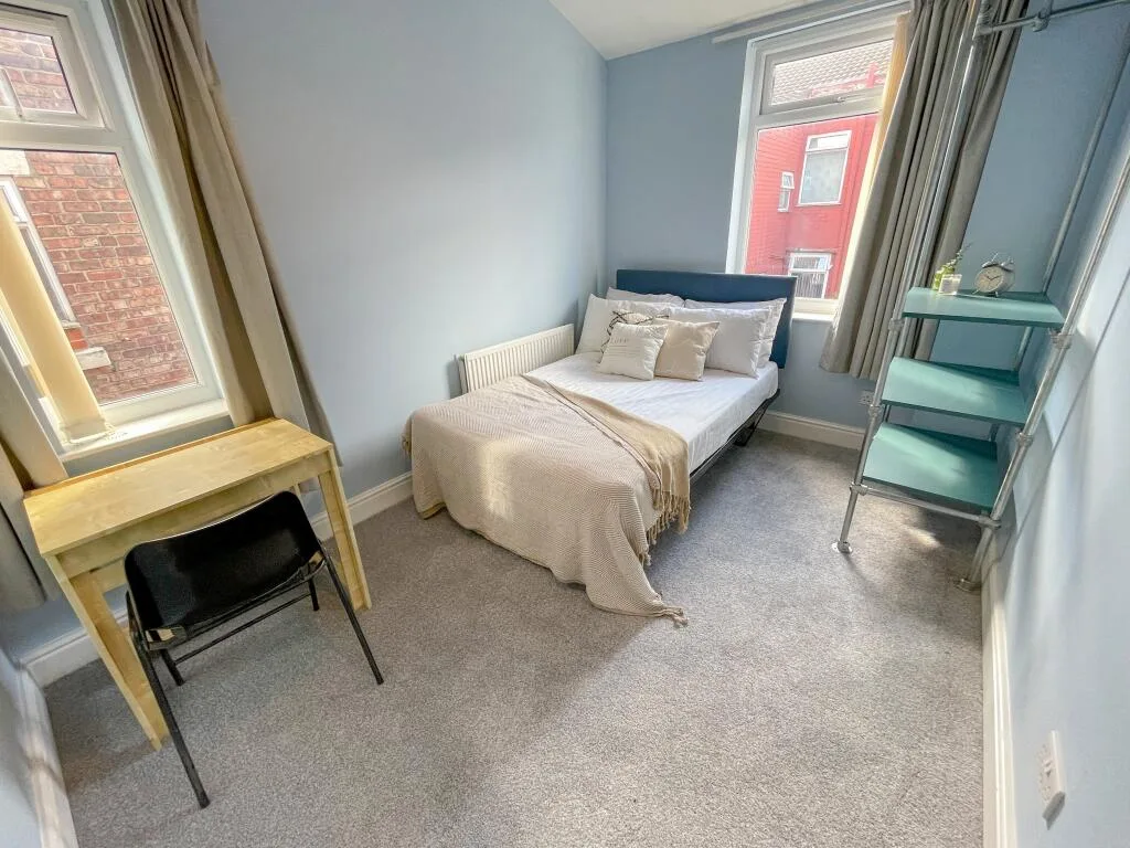 4 bedroom terraced house for rent