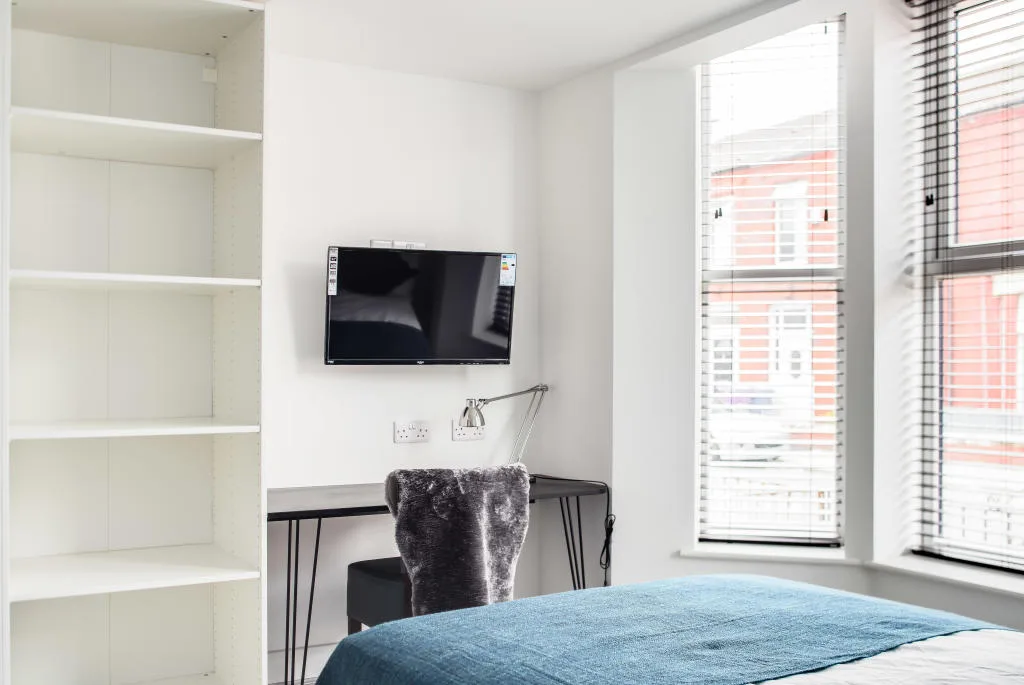 6 bedroom terraced house for rent