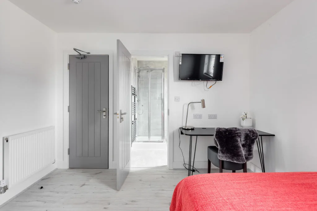 6 bedroom terraced house for rent