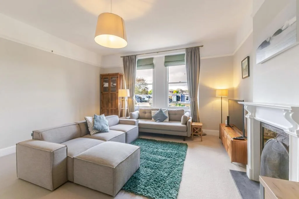 3 bedroom apartment for rent