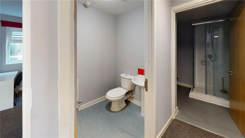 5 bedroom apartment for rent