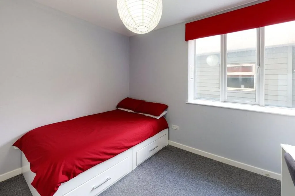 5 bedroom apartment for rent