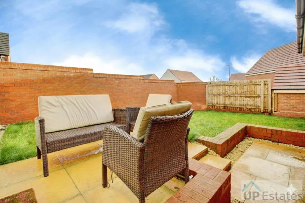 3 bedroom detached house for rent
