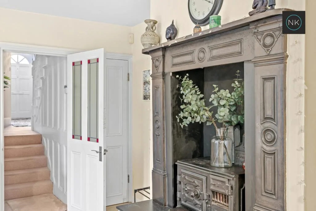 3 bedroom semi-detached house for rent