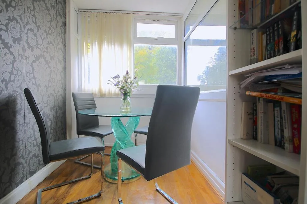 4 bedroom flat for rent
