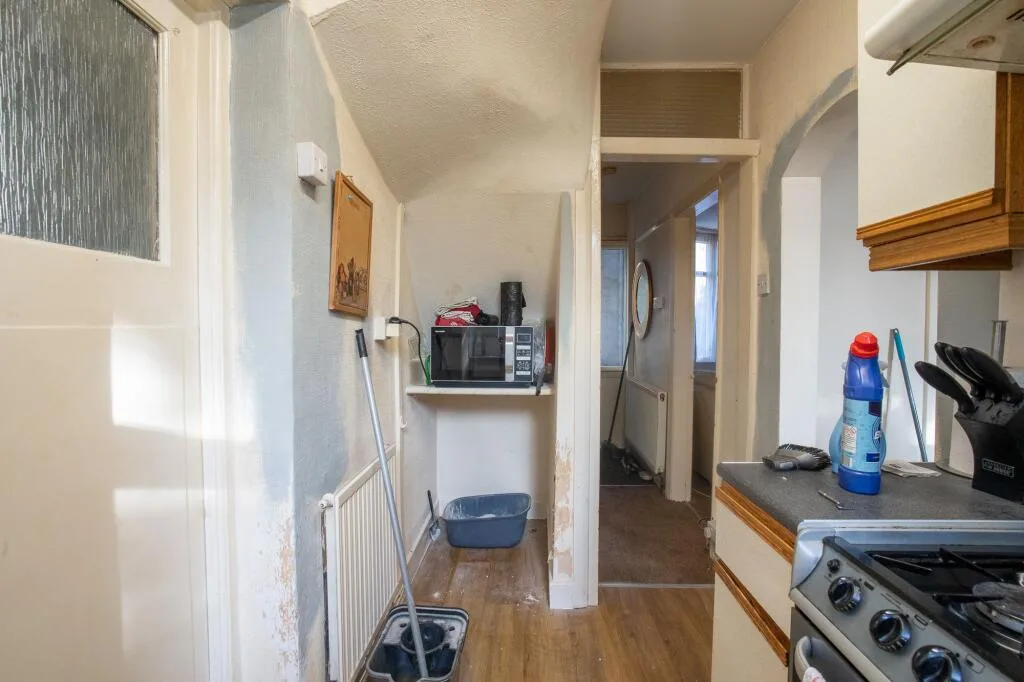 3 bedroom semi-detached house for rent