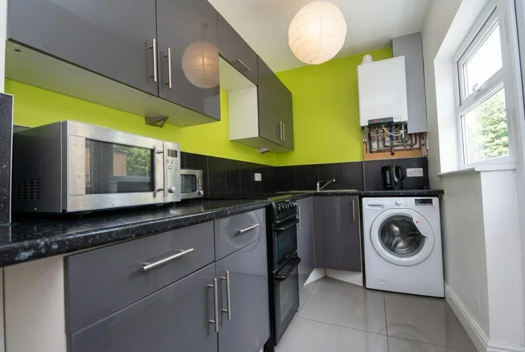 4 bedroom terraced house for rent