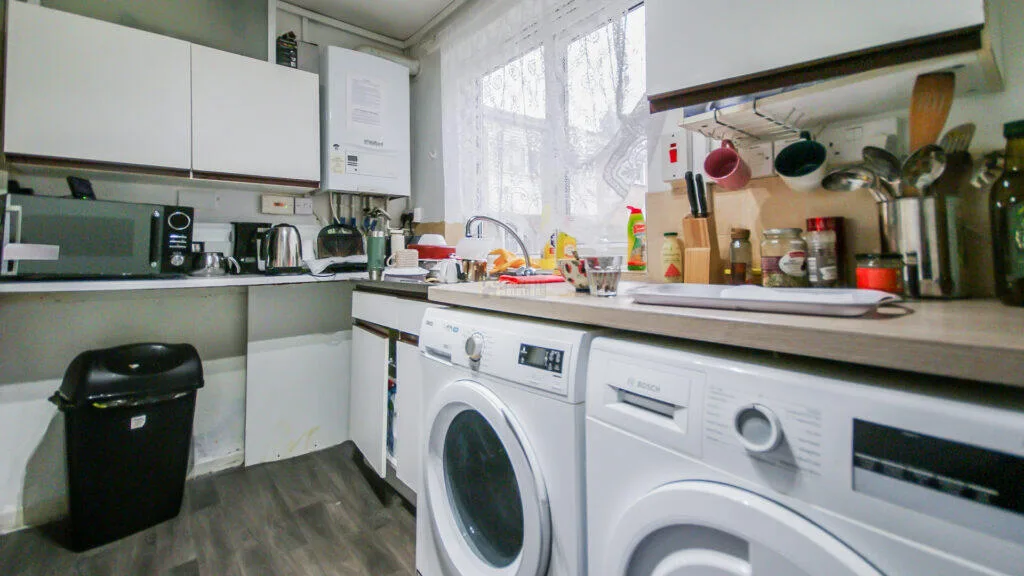 3 bedroom semi-detached house for rent