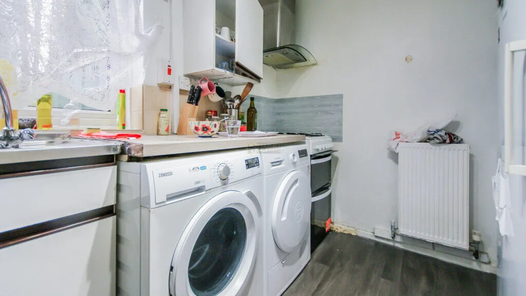 3 bedroom semi-detached house for rent