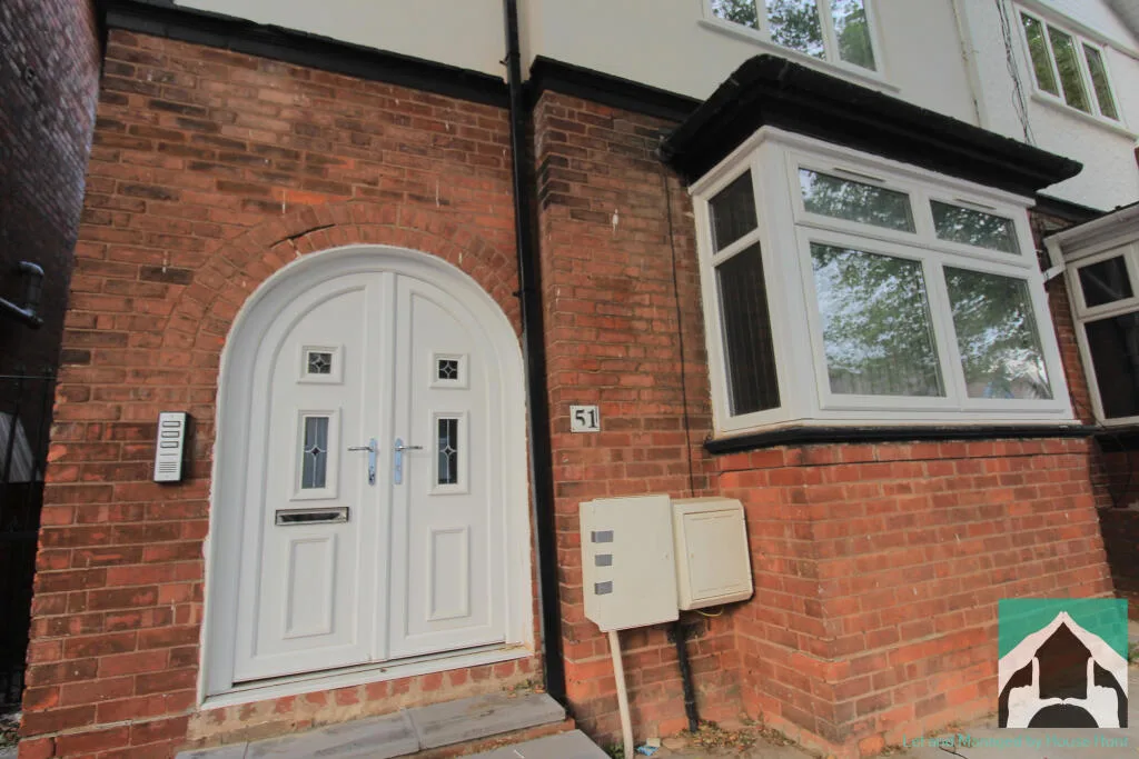 8 bedroom house for rent