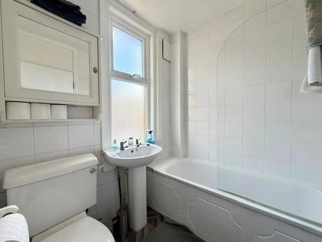 4 bedroom house for rent