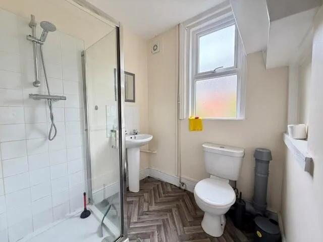 4 bedroom house for rent