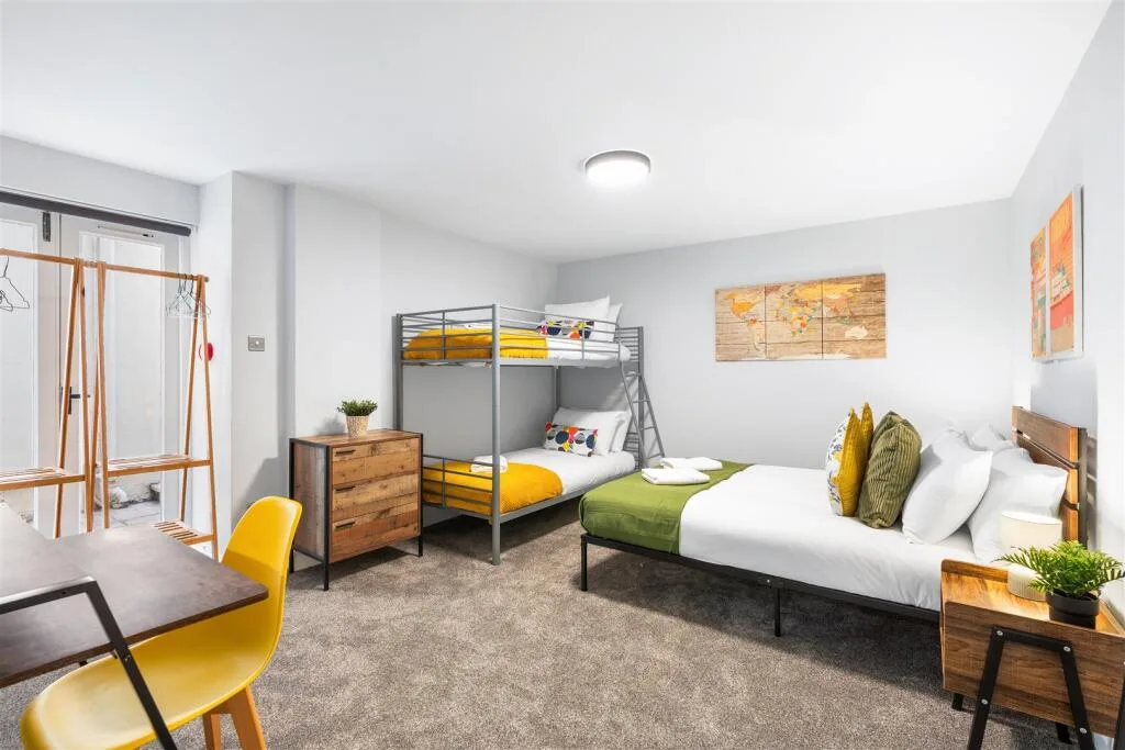 3 bedroom flat for rent