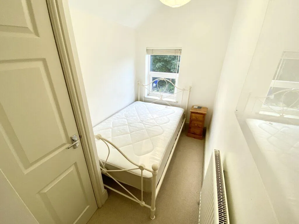 4 bedroom terraced house for rent