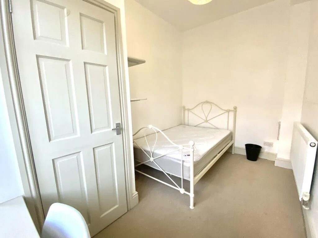 4 bedroom terraced house for rent