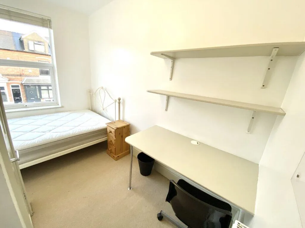 4 bedroom terraced house for rent
