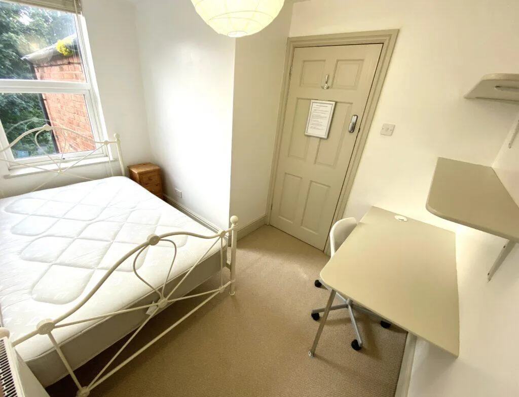 4 bedroom terraced house for rent