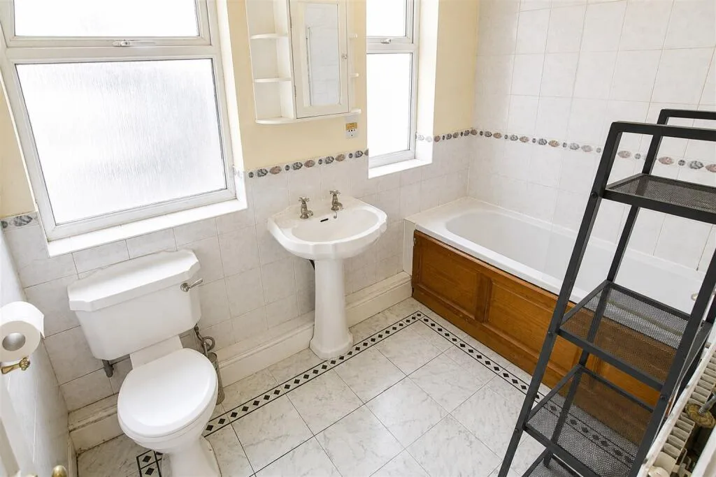 7 bedroom house for rent