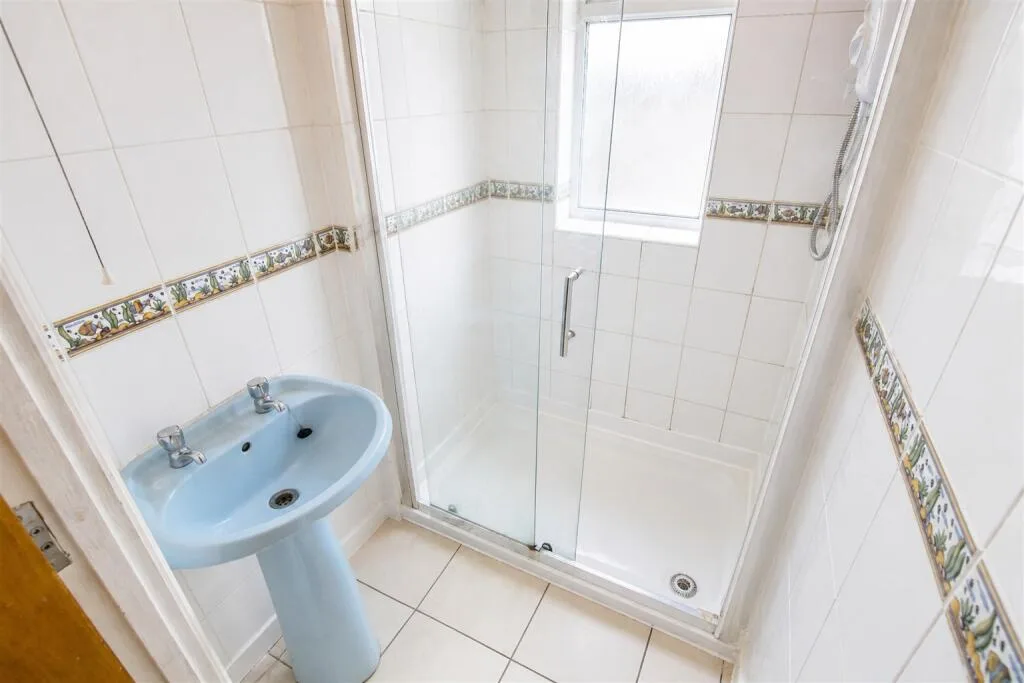 7 bedroom house for rent