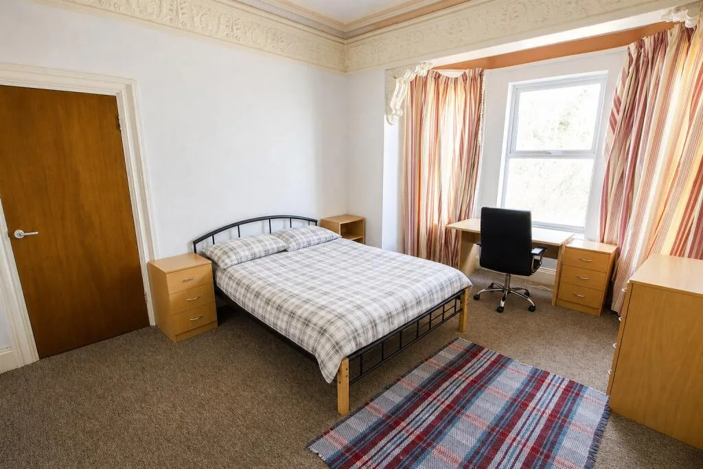 7 bedroom house for rent