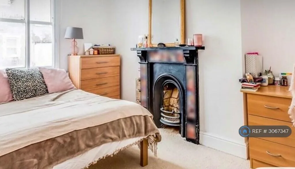 5 bedroom terraced house for rent