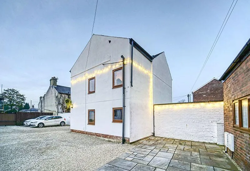 4 bedroom flat for rent