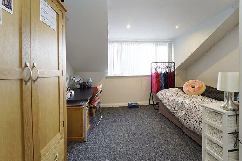 4 bedroom terraced house for rent