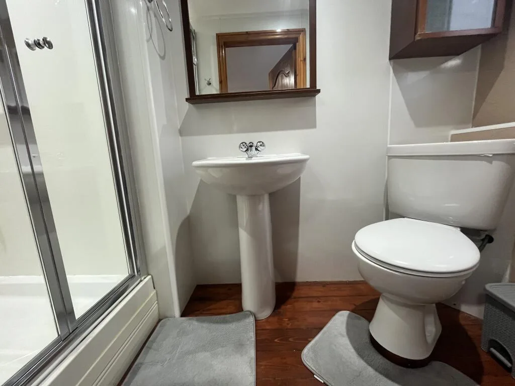 5 bedroom house for rent