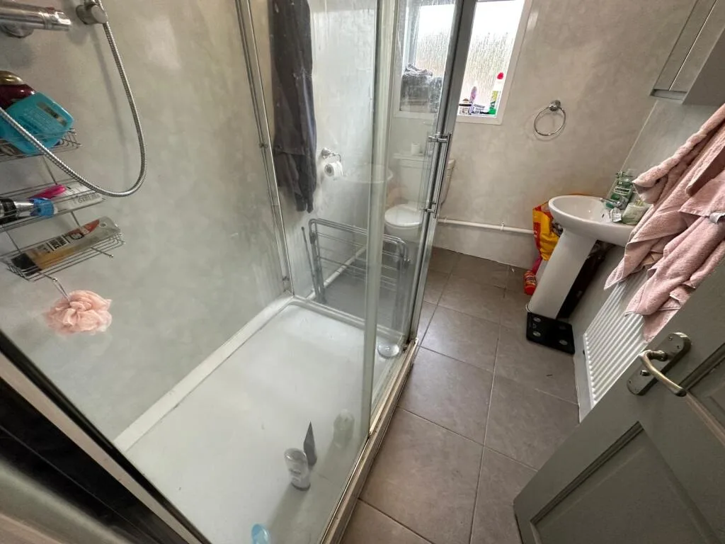 5 bedroom house for rent
