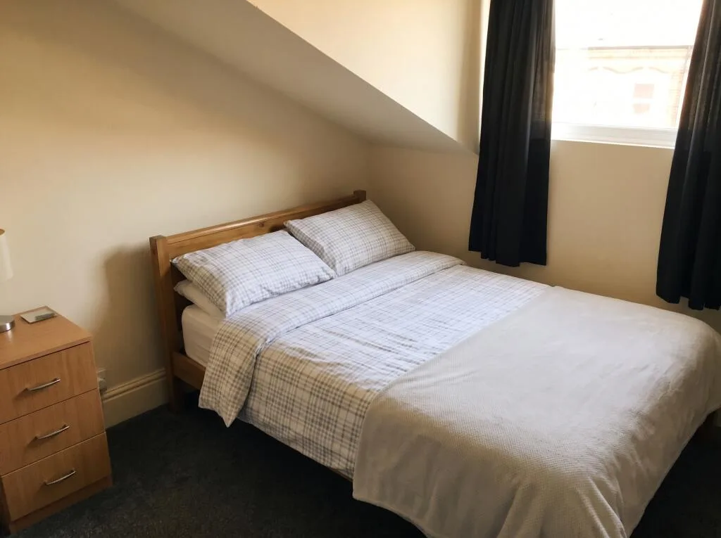 5 bedroom house for rent