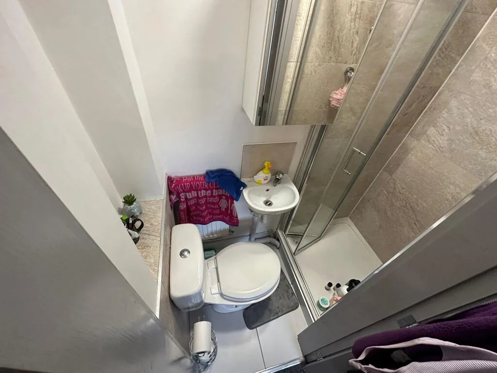 4 bedroom flat for rent
