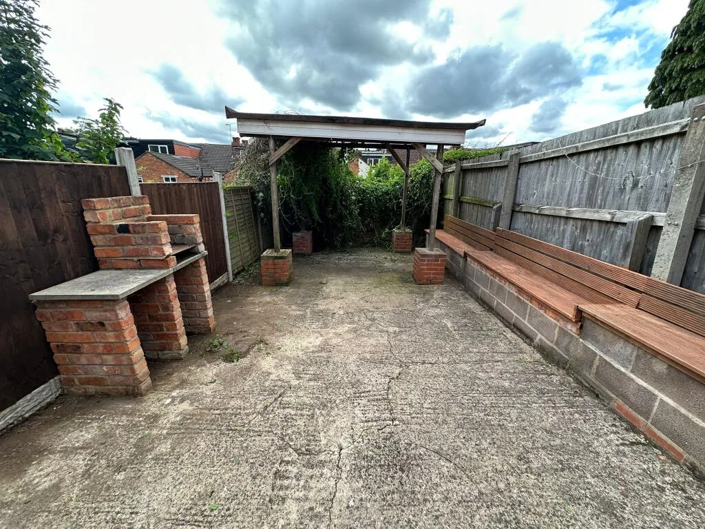 9 bedroom house for rent