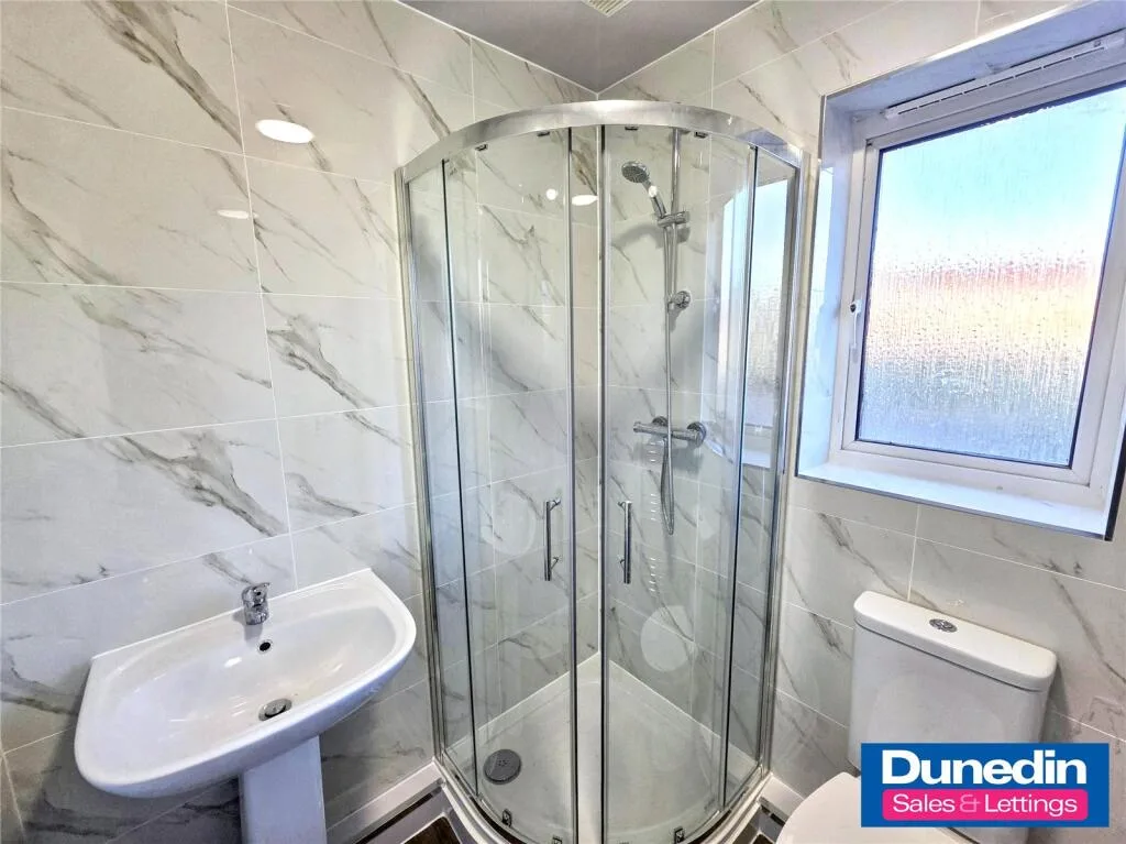 2 bedroom semi-detached house for rent