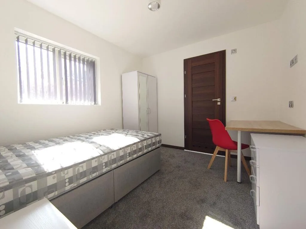 4 bedroom terraced house for rent