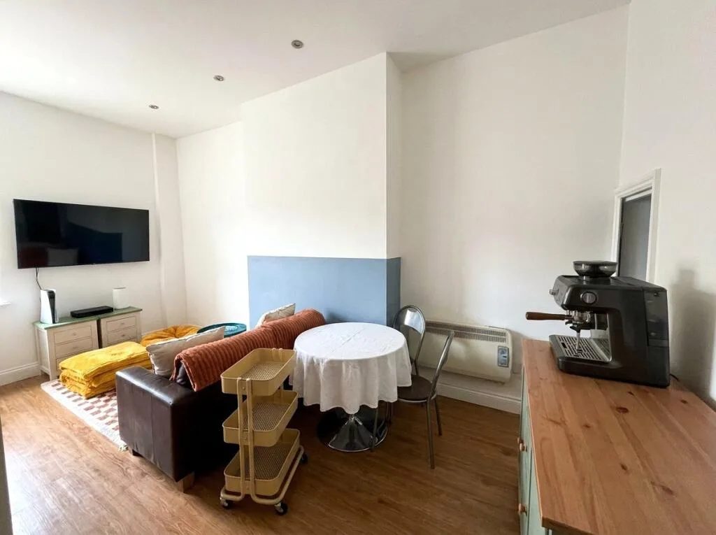 1 bedroom apartment for rent